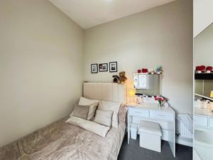 Photo 6- click for photo gallery